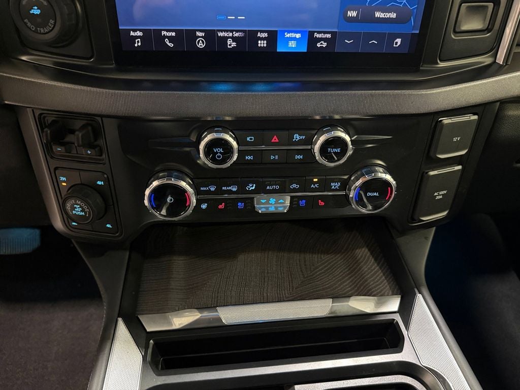 2025 Ford F-250SD Platinum w/Tremor Off Road & 5th Wheel Prep