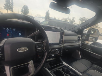 2025 Ford F-250SD Platinum w/Tremor Off Road & 5th Wheel Prep