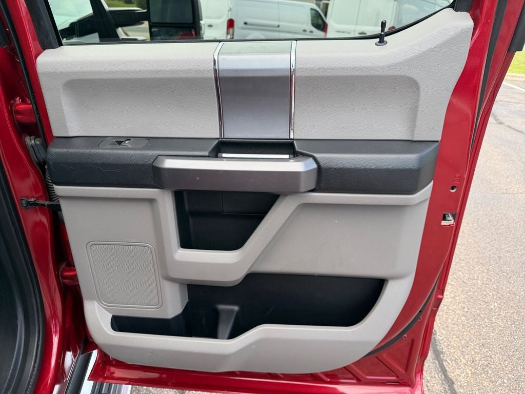 2021 Ford F-350SD XLT Premium Pkg w/Twin Panel Moonroof