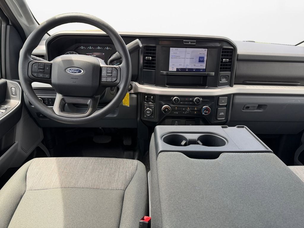 2025 Ford F-350SD XLT