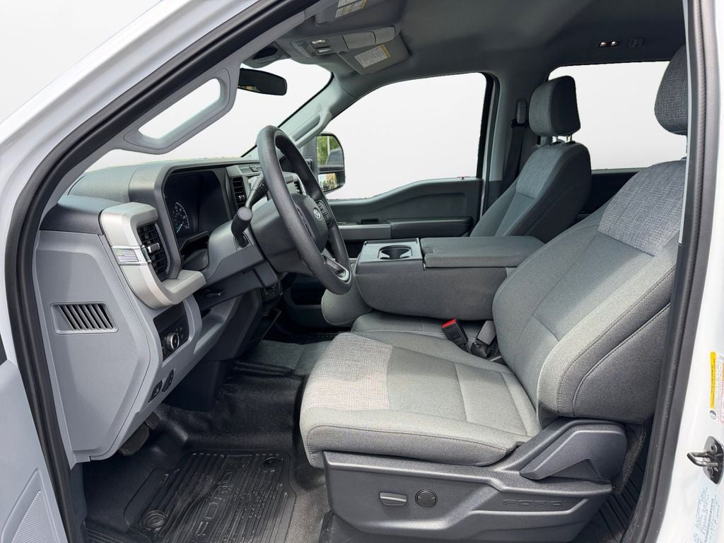 2025 Ford F-350SD XLT