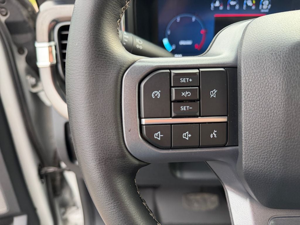 2025 Ford F-350SD Lariat w/ Preferred Equipt & 5th Wheel Prep