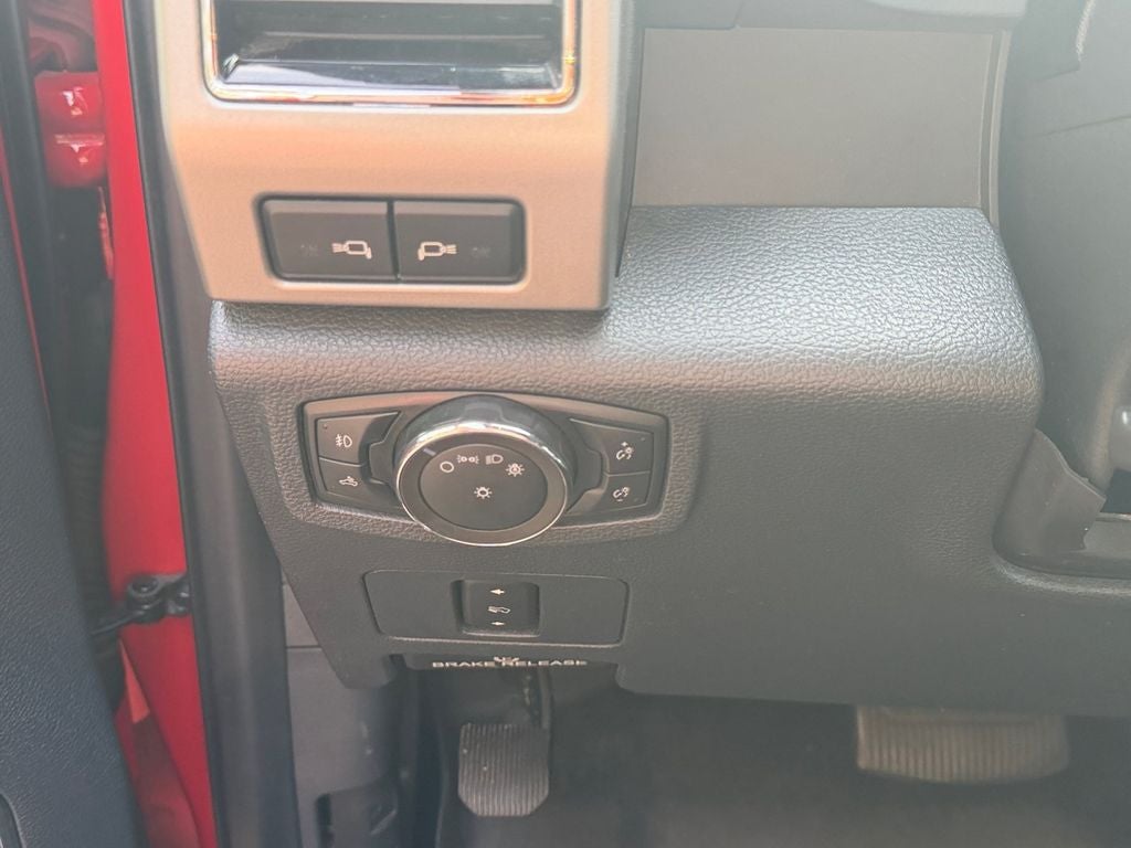 2022 Ford F-350SD Lariat