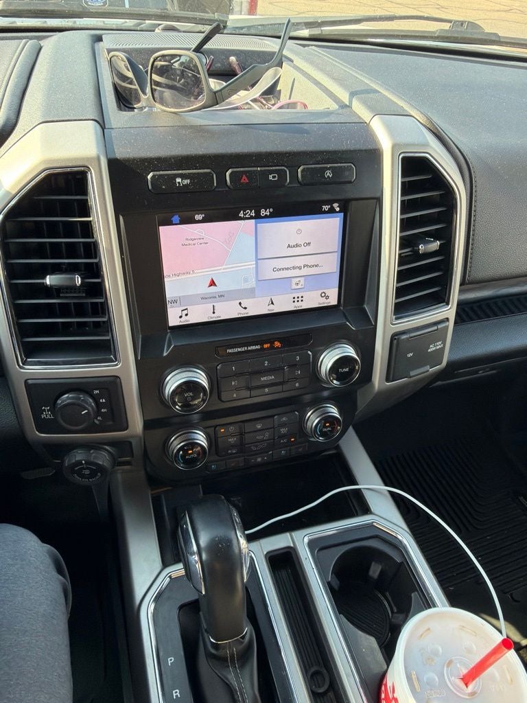 2019 Ford F-150 Lariat w/Max Tow / Tech & Twin Panel MoonRoof