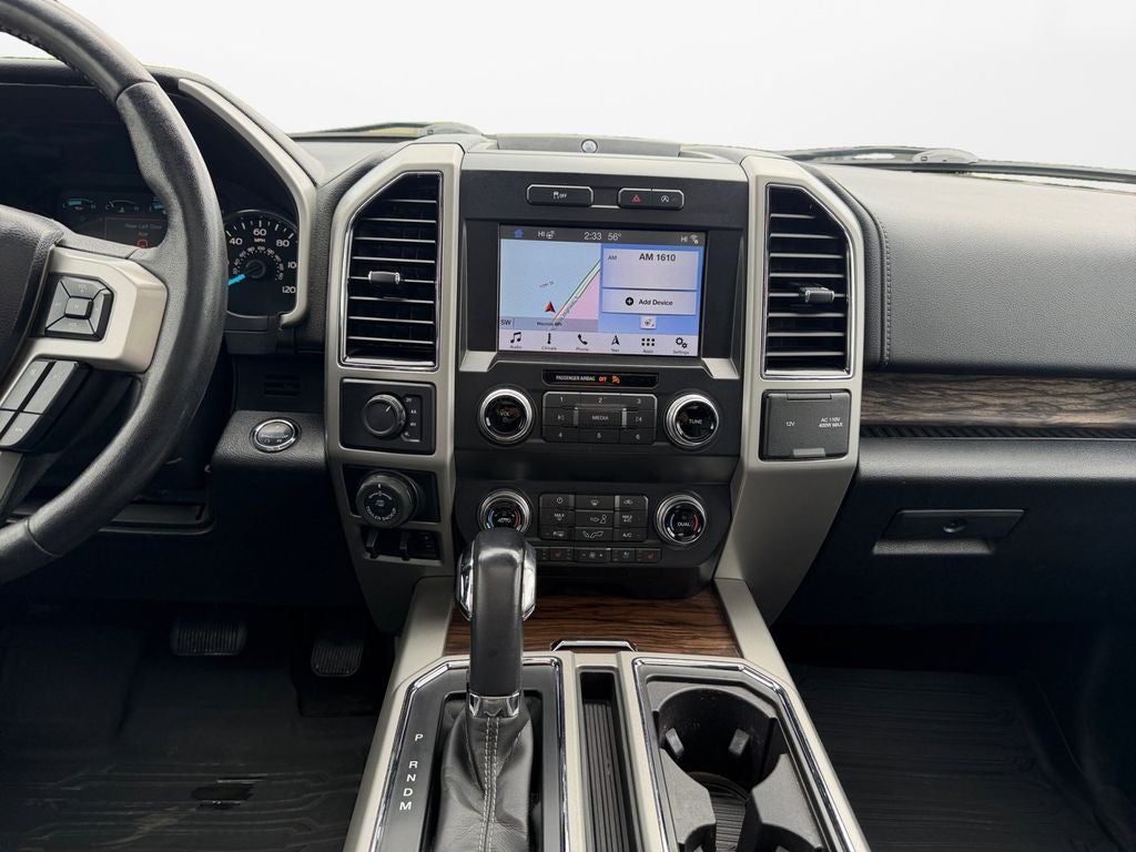 2019 Ford F-150 Lariat w/Tow & Chrome Appearance & Twin Panel Moon