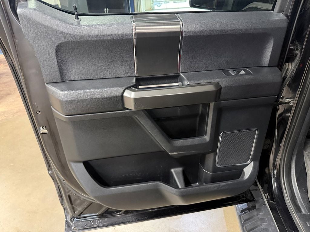2020 Ford F-150 Lariat FX4 Special Edition w/Tech / Tow & Twin Pan