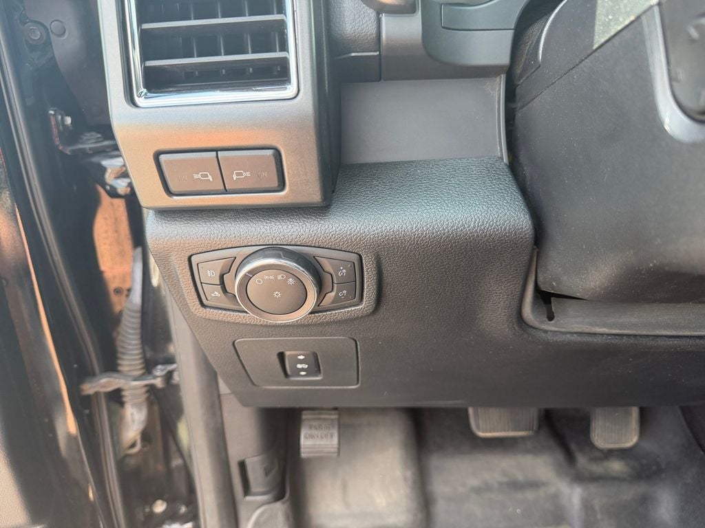 2016 Ford F-150 Lariat FX4 Special Edition