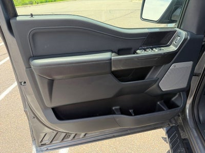 2023 Ford F-150 XLT Sport Apearance w/Twin Pano Roof
