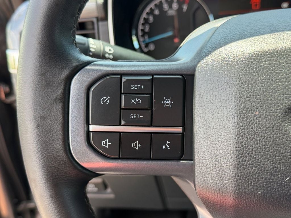2023 Ford F-150 XLT Sport Apearance w/Twin Pano Roof