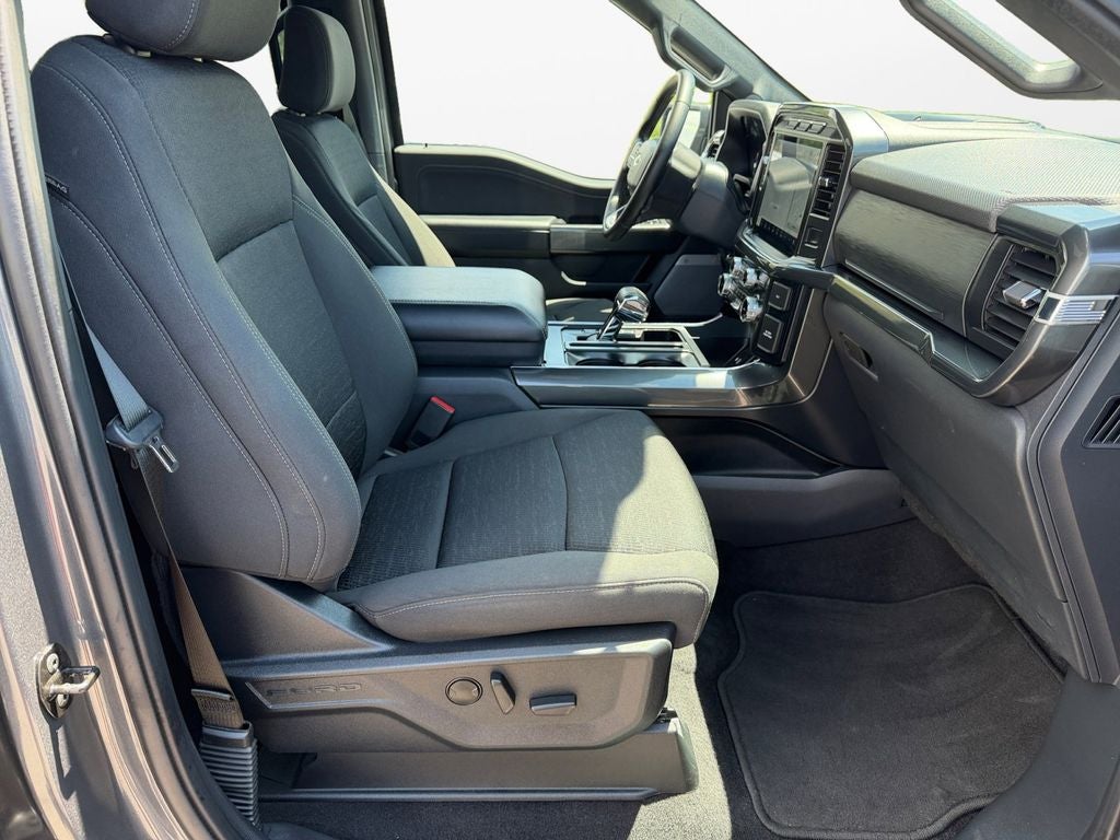 2023 Ford F-150 XLT Sport Apearance w/Twin Pano Roof