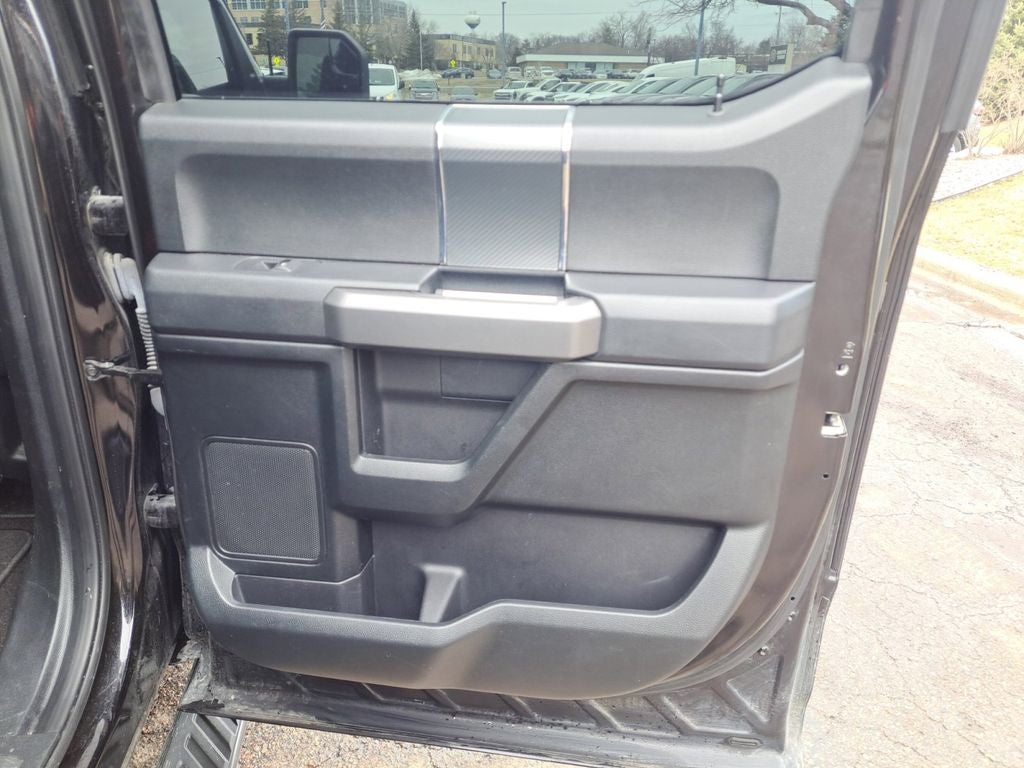 2019 Ford F-150 XLT Sport w/Twin Panel Moonroof 302A Sport Package