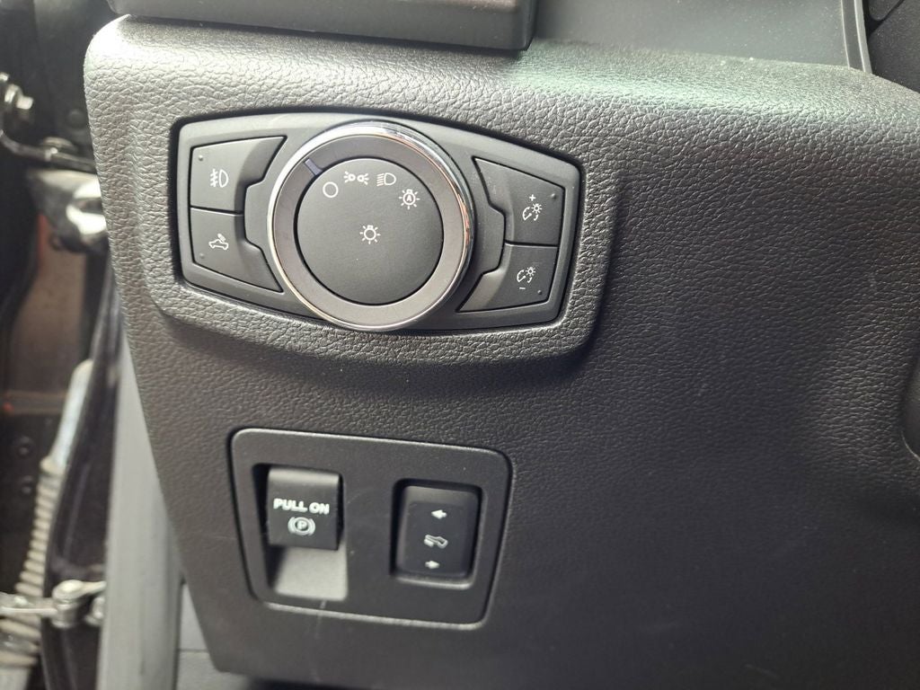 2019 Ford F-150 XLT Sport w/Twin Panel Moonroof 302A Sport Package