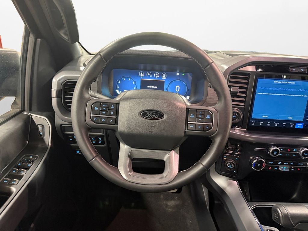 2025 Ford F-150 XLT FX4 w/Black Appearance Pkg