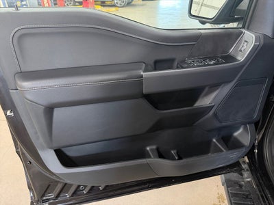 2025 Ford F-150 XLT FX4 w/Black Appearance Pkg