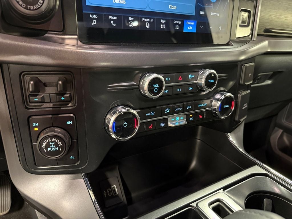 2025 Ford F-150 XLT FX4 w/Black Appearance Pkg