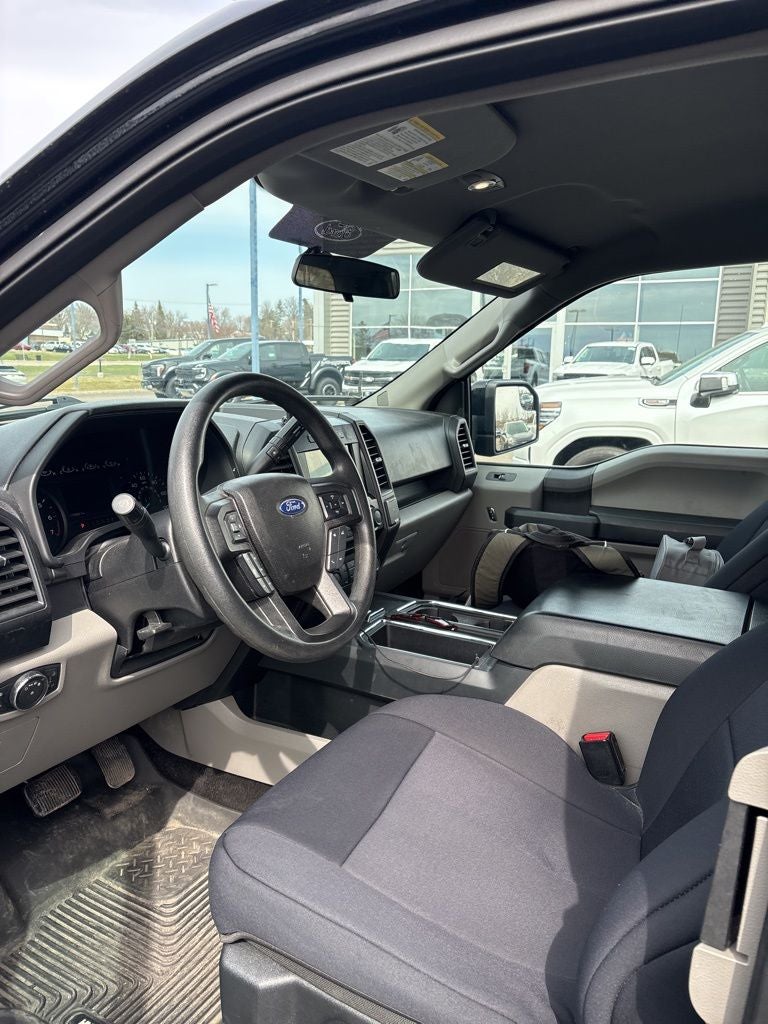 2017 Ford F-150 XL w/STX Sport Appearance Pkg