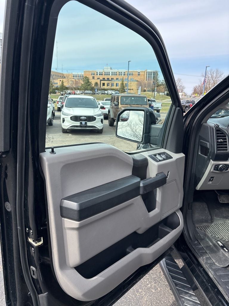 2017 Ford F-150 XL w/STX Sport Appearance Pkg