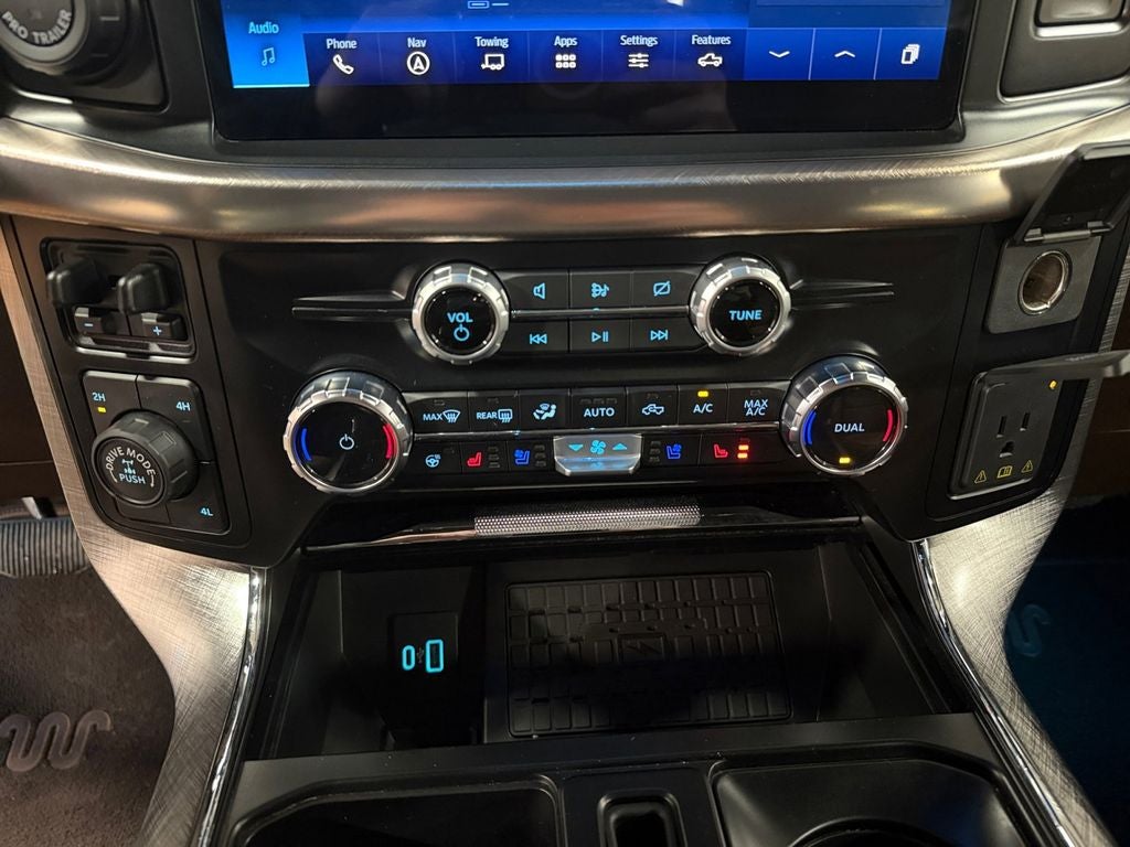 2023 Ford F-150 King Ranch w/Chrome Appearance & Co-Pilot 360