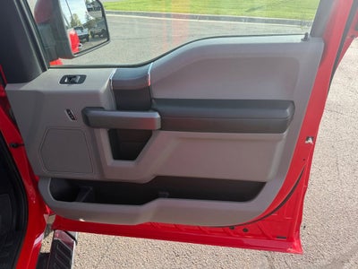2016 Ford F-150 XLT FX4 w/Chrome Appearance