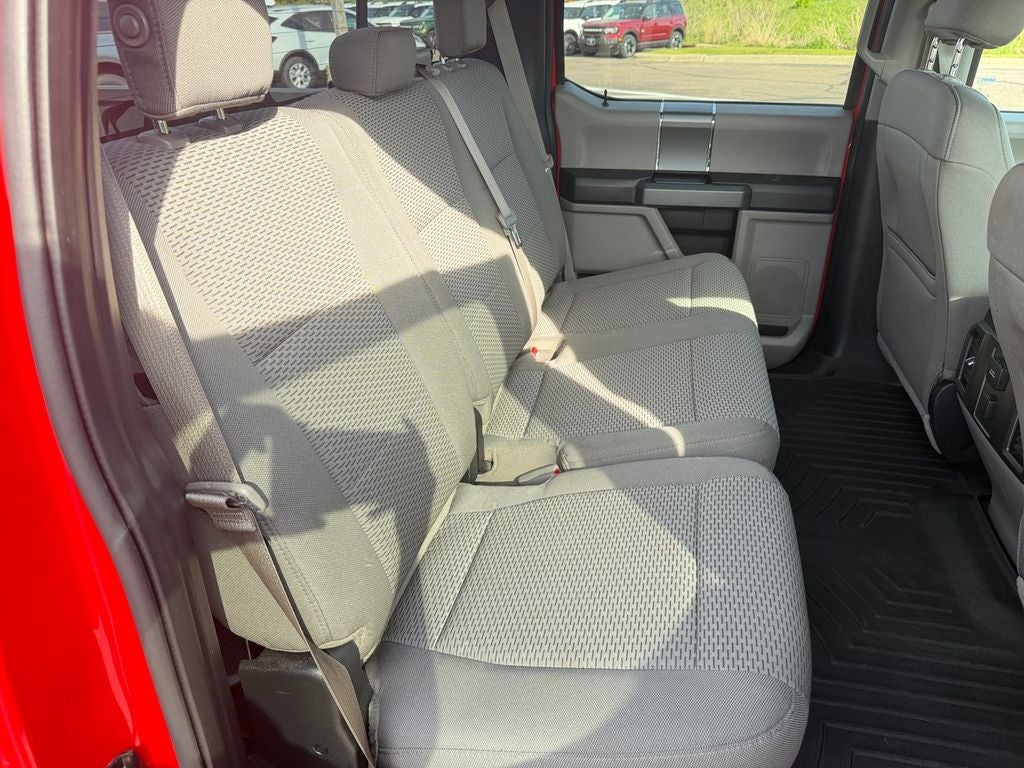 2016 Ford F-150 XLT FX4 w/Chrome Appearance