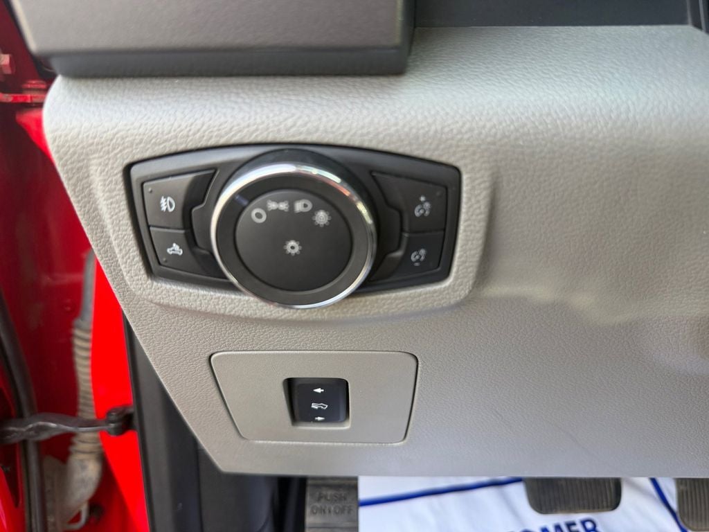 2016 Ford F-150 XLT FX4 w/Chrome Appearance