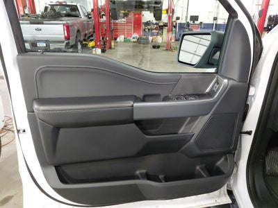 2025 Ford F-150 XLT w/Black Appearance Package
