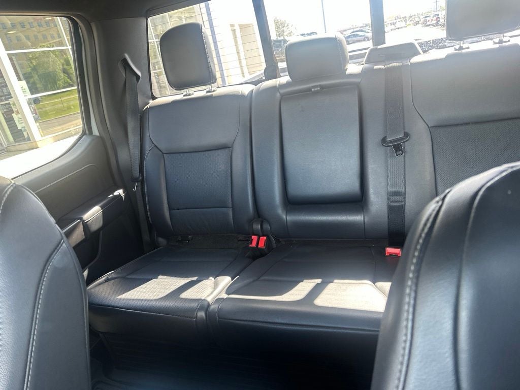 2024 Ford F-150 Lariat FX4 Black Appearance w/Tow Pkg