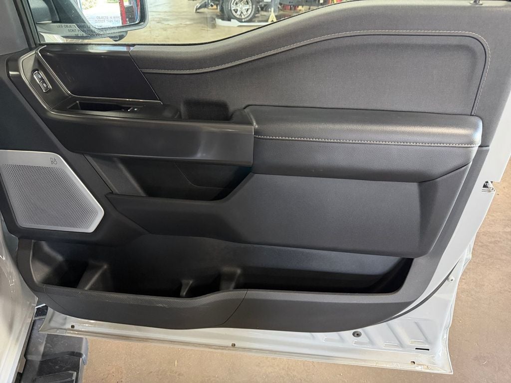 2024 Ford F-150 Lariat FX4 Black Appearance w/Tow Pkg