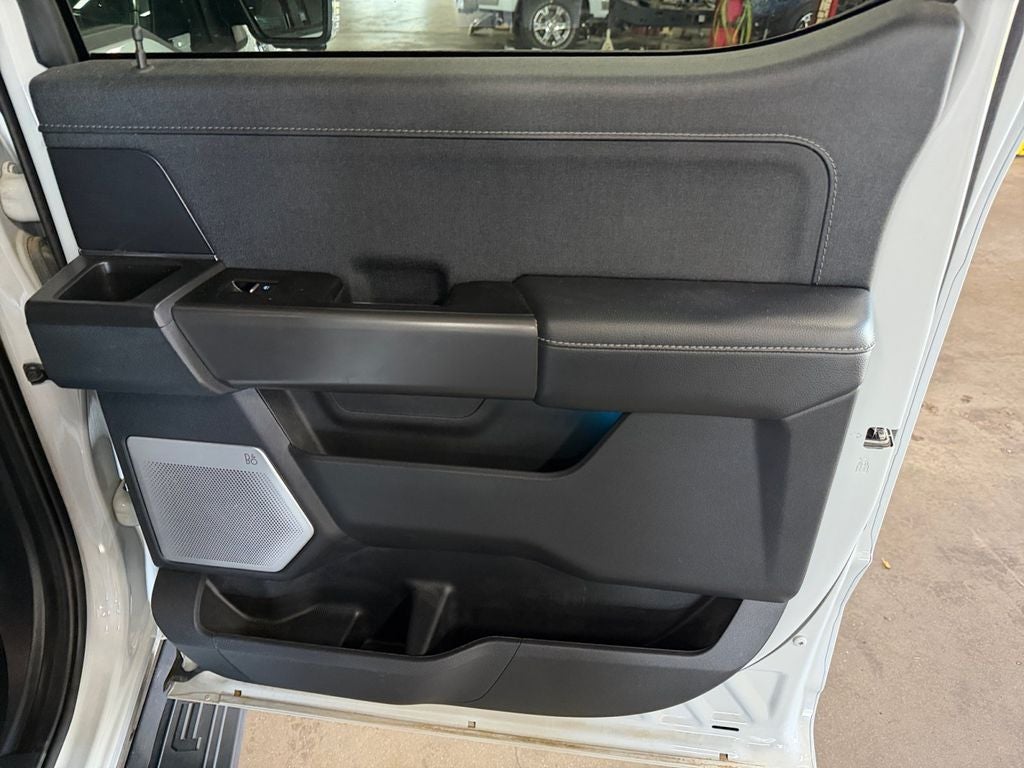 2024 Ford F-150 Lariat FX4 Black Appearance w/Tow Pkg