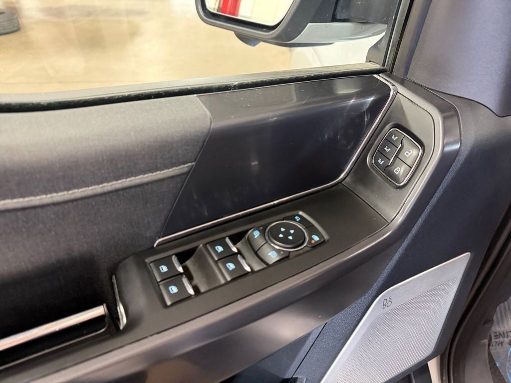 2024 Ford F-150 Lariat FX4 Black Appearance w/Tow Pkg