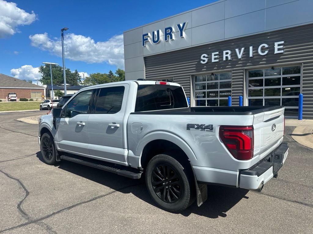 2024 Ford F-150 Lariat FX4 Black Appearance w/Tow Pkg