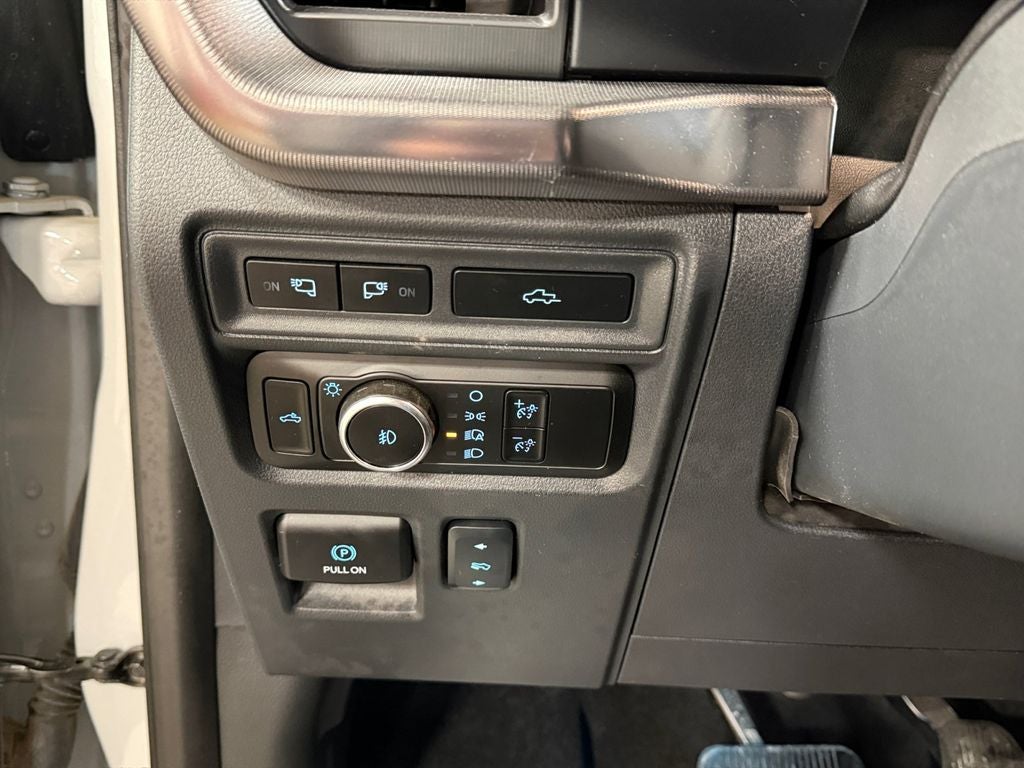 2024 Ford F-150 Lariat FX4 Black Appearance w/Tow Pkg