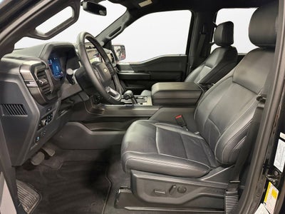 2025 Ford F-150 Lariat w/Black Appearance & Tow Haul Pkg
