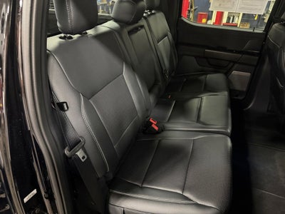 2025 Ford F-150 Lariat w/Black Appearance & Tow Haul Pkg