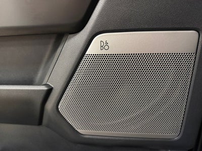 2025 Ford F-150 Lariat w/Black Appearance & Tow Haul Pkg