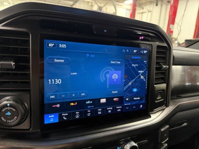 2025 Ford F-150 Lariat w/Black Appearance & Tow Haul Pkg