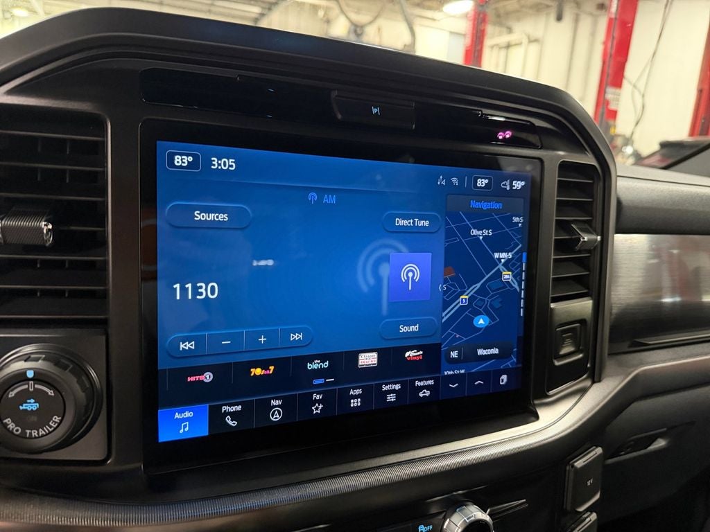 2025 Ford F-150 Lariat w/Black Appearance & Tow Haul Pkg