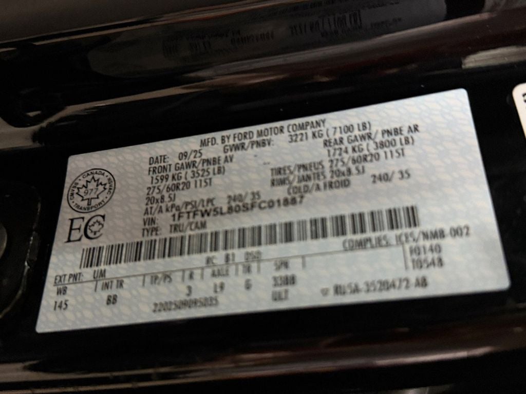 2025 Ford F-150 Lariat w/Black Appearance & Tow Haul Pkg