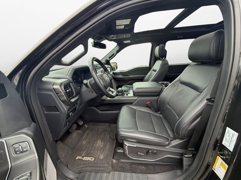 2024 Ford F-150 Lariat Black Appearance w/Twin Panel Moonroof