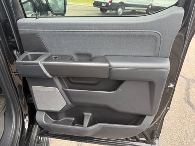 2024 Ford F-150 Lariat Black Appearance w/Twin Panel Moonroof