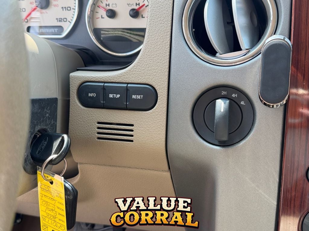 2006 Ford F-150 Lariat