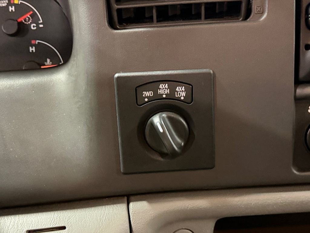 2004 Ford F-350SD XLT