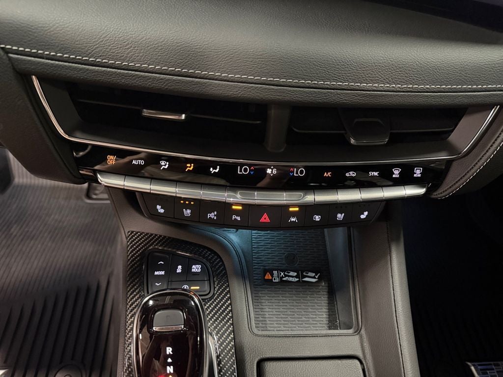 2026 Cadillac CT5 V-Series w/Tech Pkg