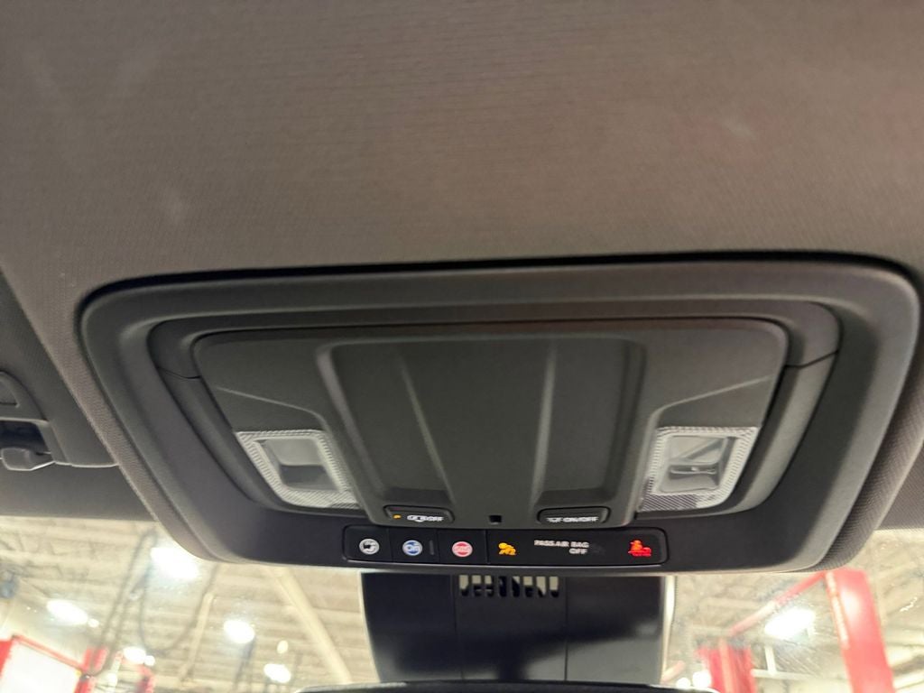 2024 Chevrolet Silverado 1500 LTZ 1LZ w/Heated & Ventilated Seats