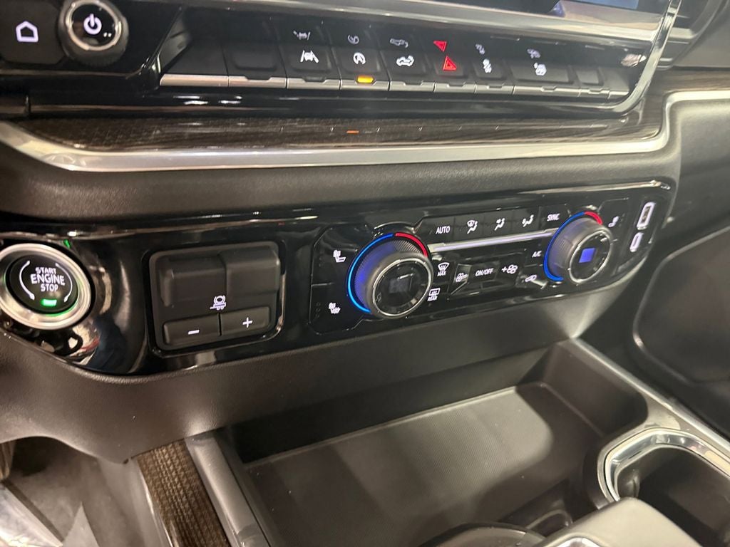 2025 Chevrolet Silverado 1500 RST w/Convenience II pkg & Bose Surround Sound