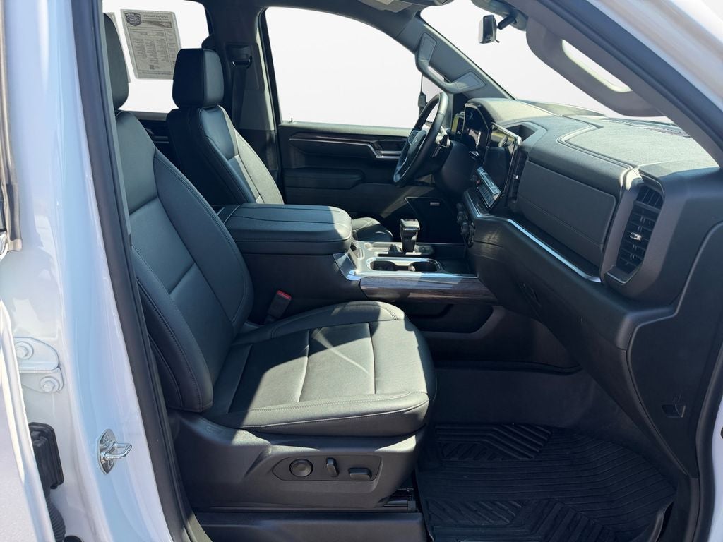 2026 Chevrolet Silverado 1500 LTZ w/Tech / Heads Up / Convenience II & Max Trail