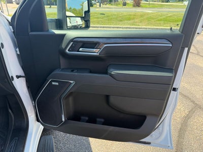 2026 Chevrolet Silverado 1500 LTZ w/Tech / Heads Up / Convenience II & Max Trail