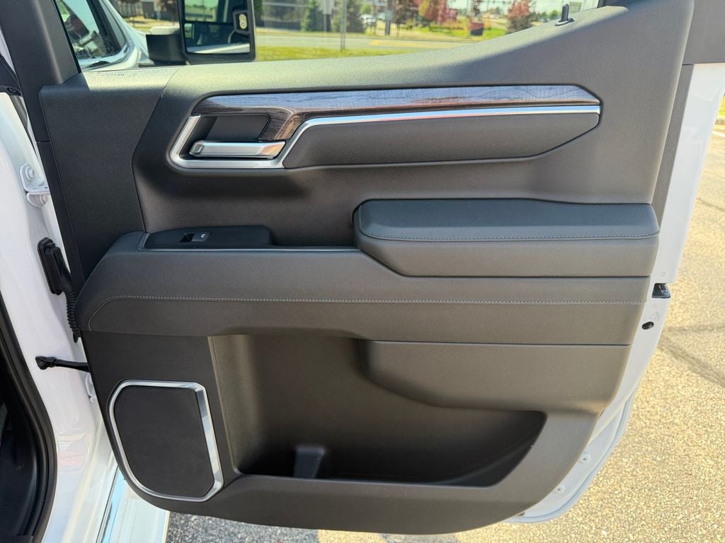 2026 Chevrolet Silverado 1500 LTZ w/Tech / Heads Up / Convenience II & Max Trail