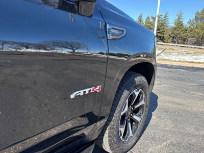 2025 GMC Yukon XL AT4
