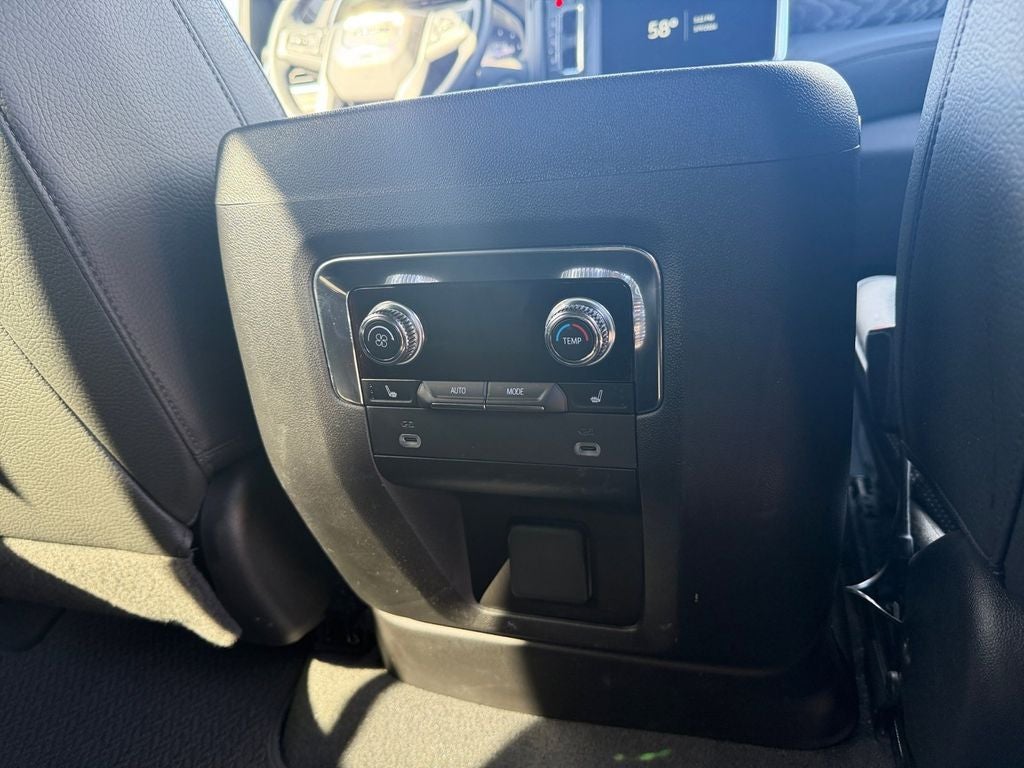 2023 GMC Yukon XL Denali Preferred w/Adaptive Cruise